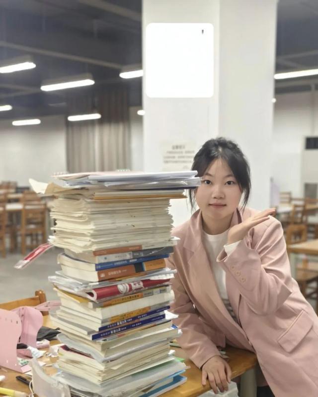 kr5Azkc2TZ08a844.jpg