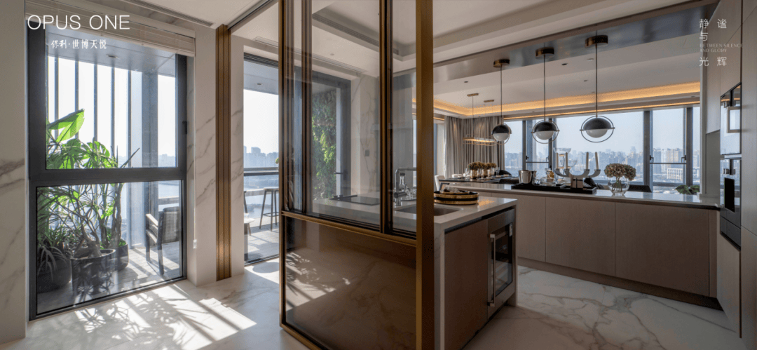 d6P8hEp6bY6OW288.jpg