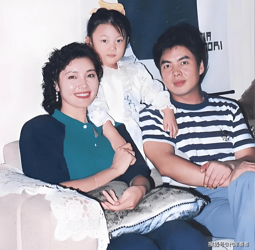 g95c5QU4uclTqTW6.jpg