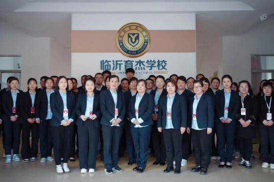 YbpGB2552G52QaF5.jpg