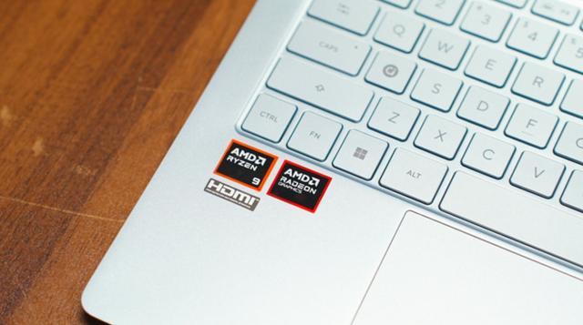 k65yl6Yt2zwIR2Tr.jpg