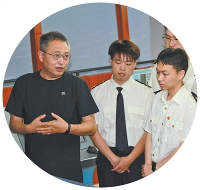 y977JQqOR1LAqg77.jpg