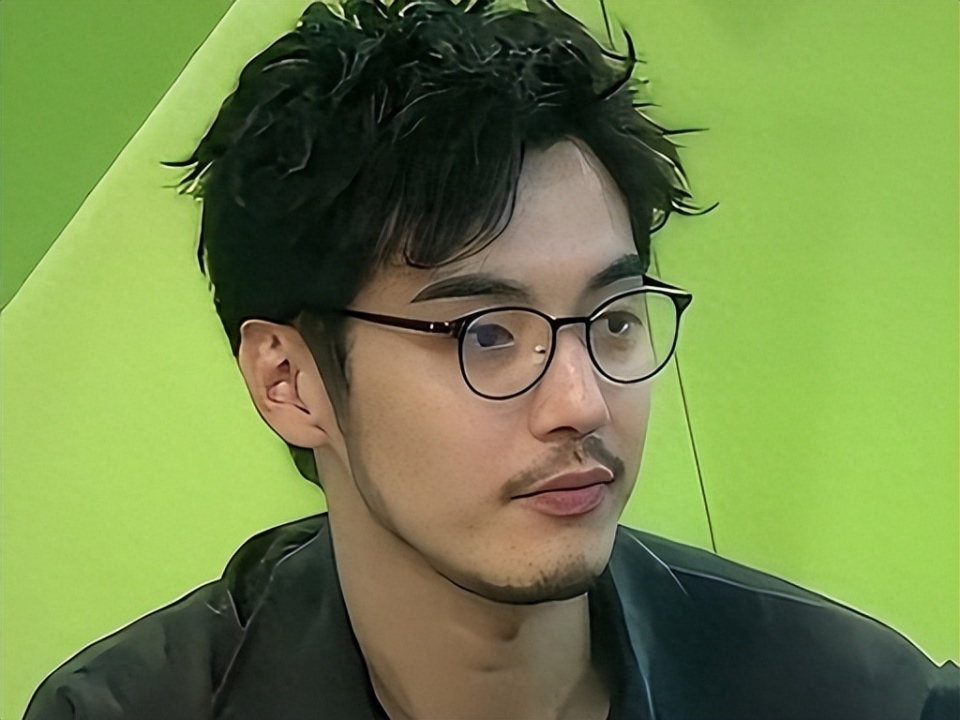 Z4BeXNBD9TQ39zNG.jpg