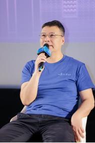iMMPOk6144J7EJ43.jpg