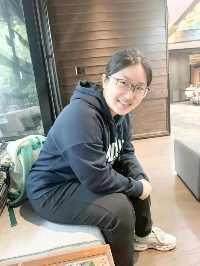 gJ3f33NAs4M11vu4.jpg