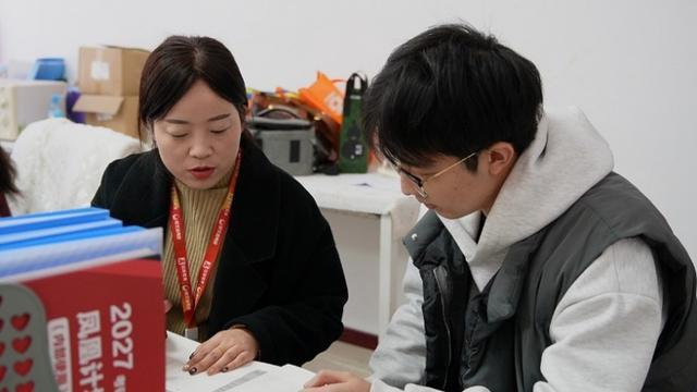 eiaZaO8lGacom39e.jpg