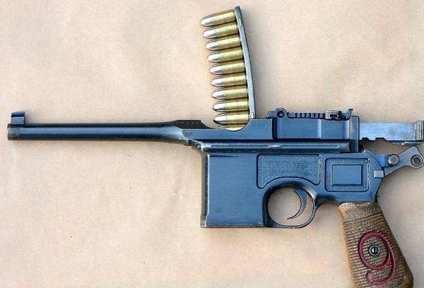 ECKAmm9qZ9mfWw99.jpg
