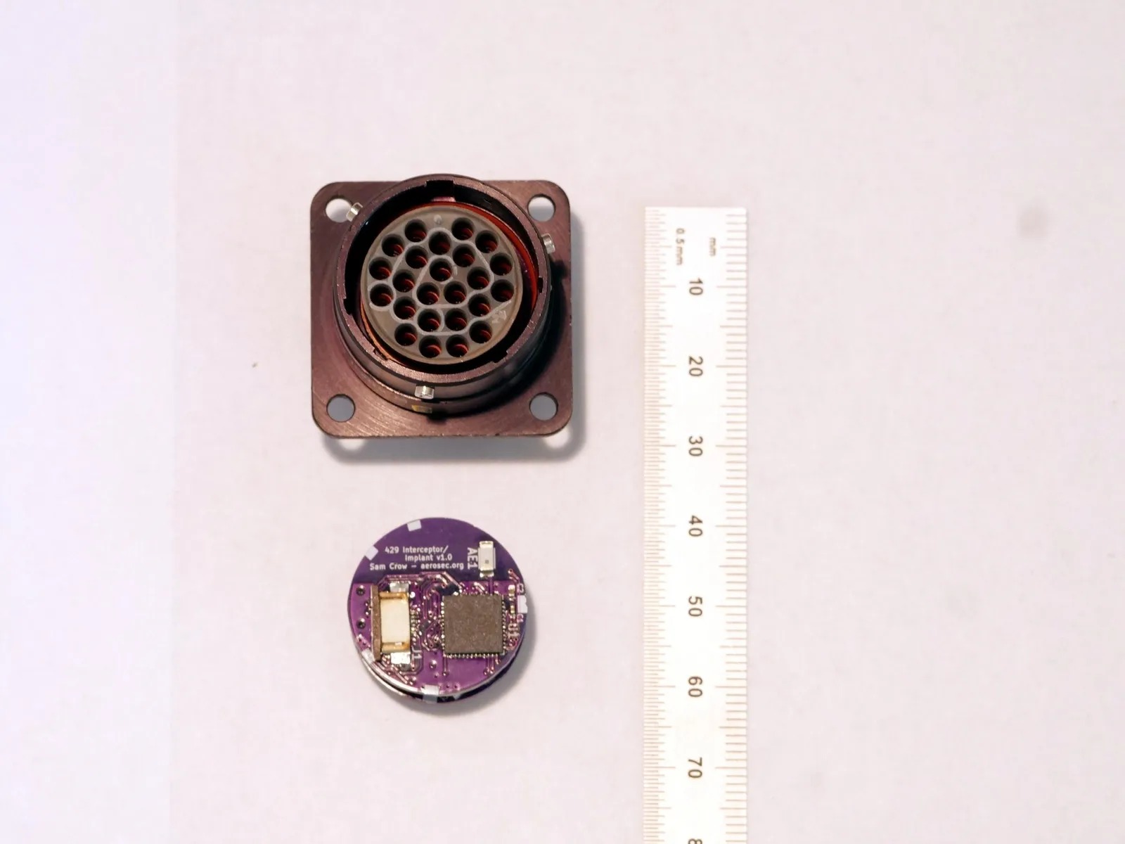 Groniy0zo29ICs70.jpg