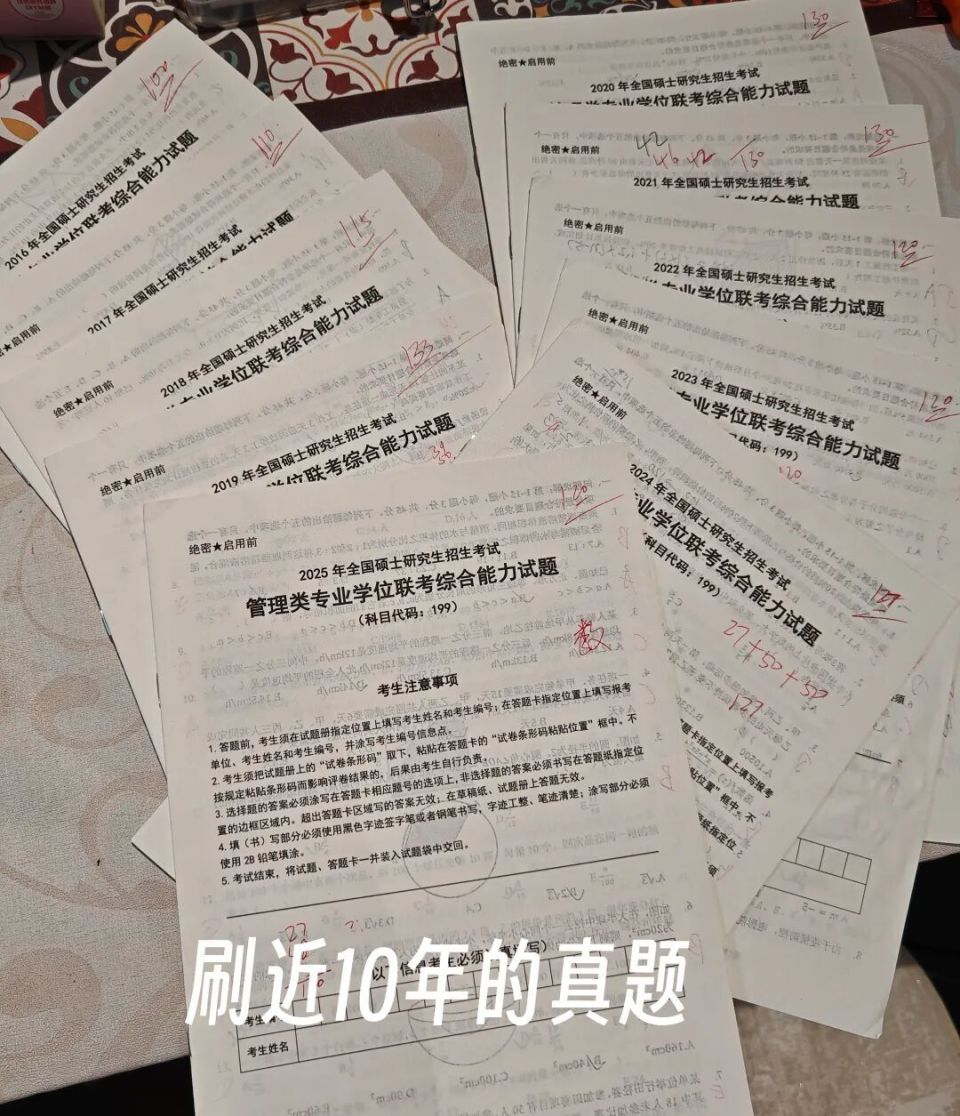 PyY52N98j5795CWz.jpg
