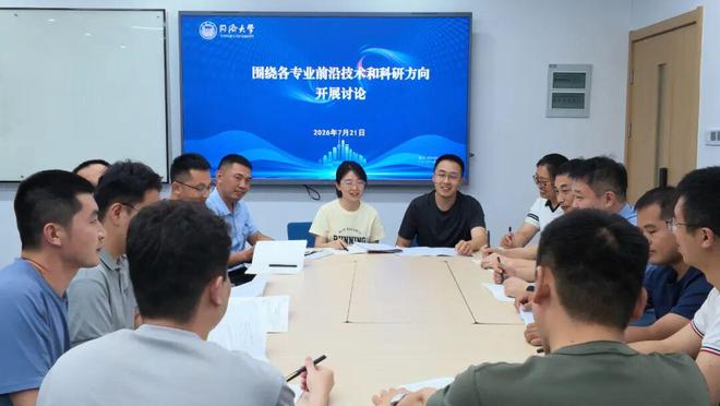 E88rF5Xrl8JRm3Zm.jpg