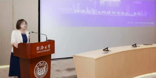 QqhUohRIh8BhbiXi.jpg